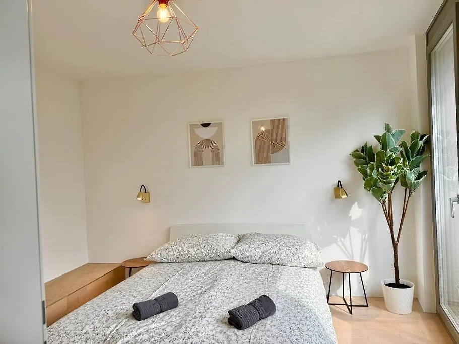 85 M2 Modern Apartment With Free Parking Vienna