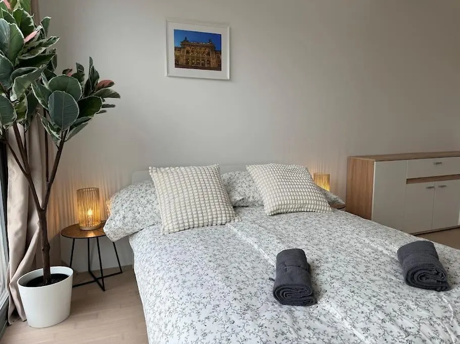 85 M2 Modern Apartment With Free Parking Vienna Austria