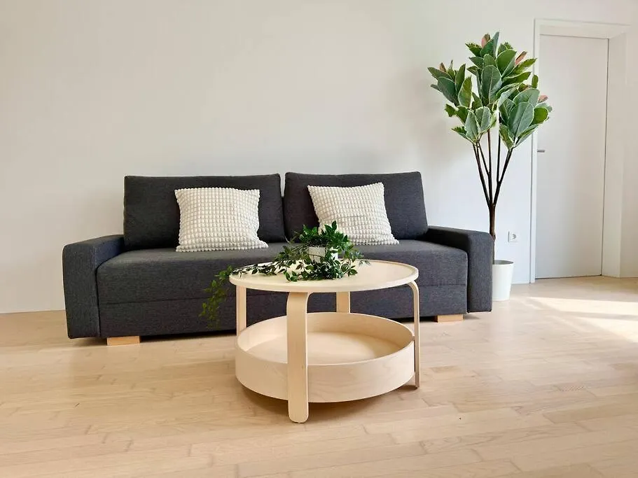 85 M2 Modern Apartment With Free Parking contacts